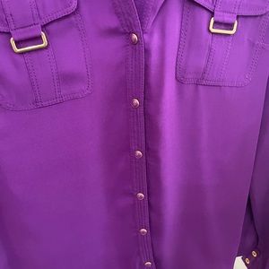 Cache women’s top. Worn once and dry cleaned.